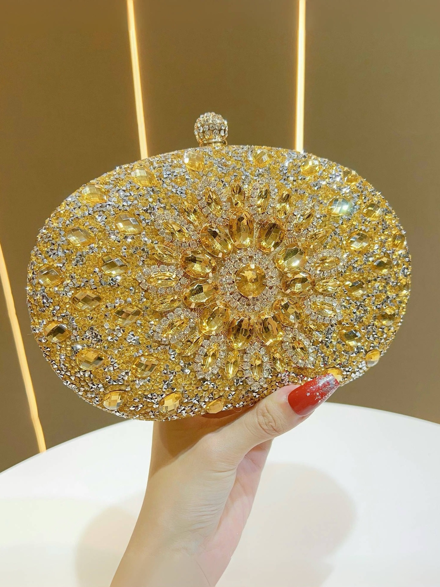 Luxury Sunflower Rhinestone Clutch – Luxury Shine for Special Occasions