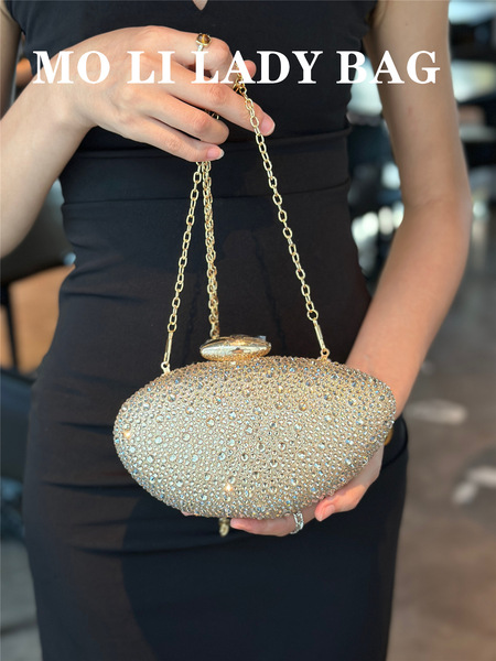 Sparkle Retro diamond clutch perfect for elegant nights & statement looks