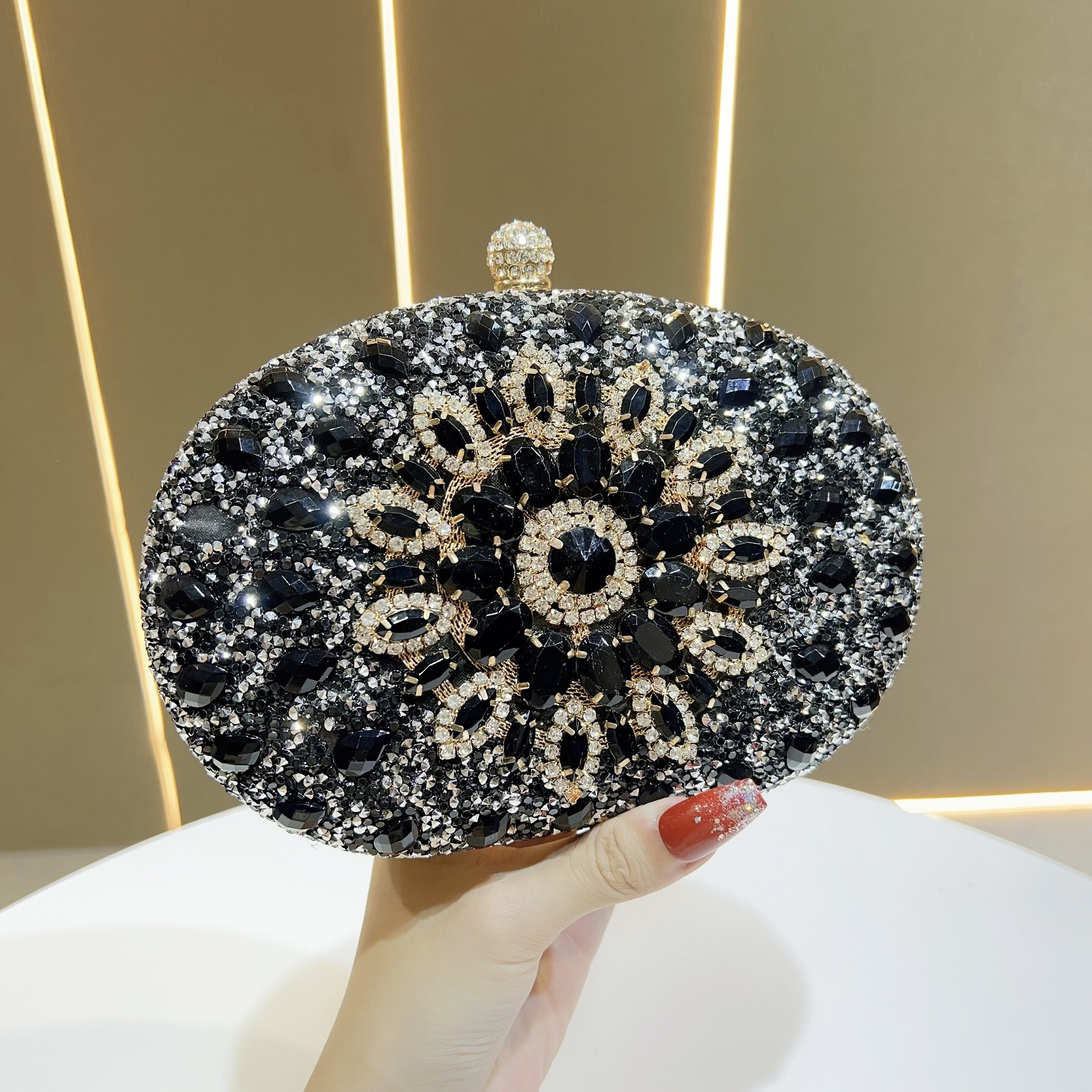 Luxury Sunflower Rhinestone Clutch – Luxury Shine for Special Occasions